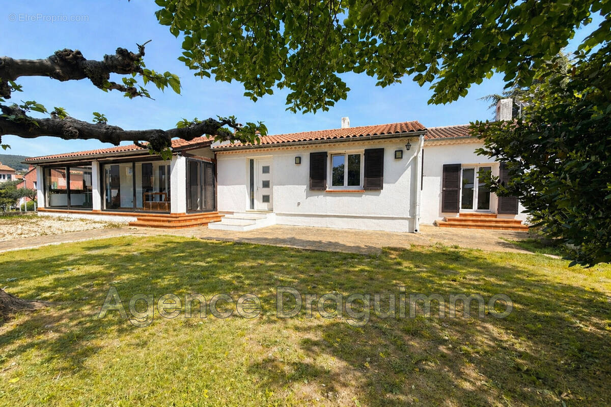 Maison à DRAGUIGNAN