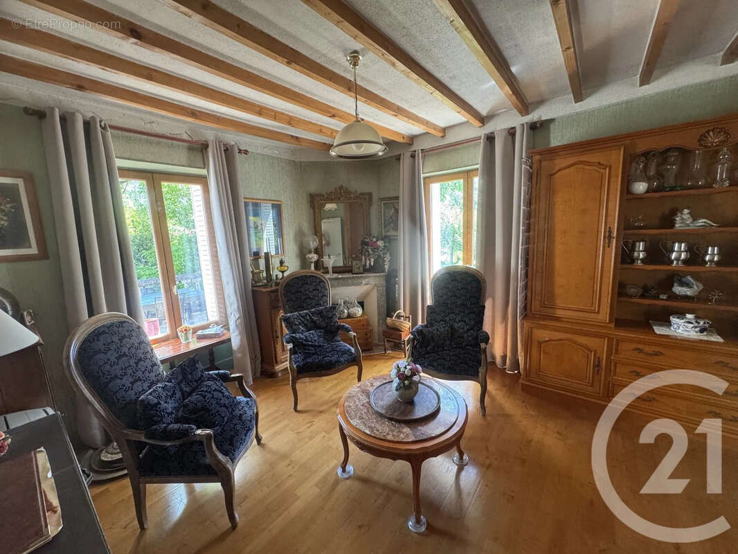 Maison à FLEZ-CUZY