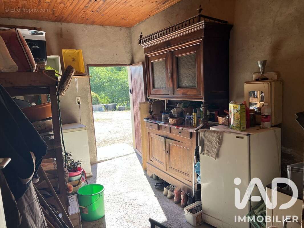 Maison 64 m² à Saint-Leger-Sur-Vouzance  - photo 7