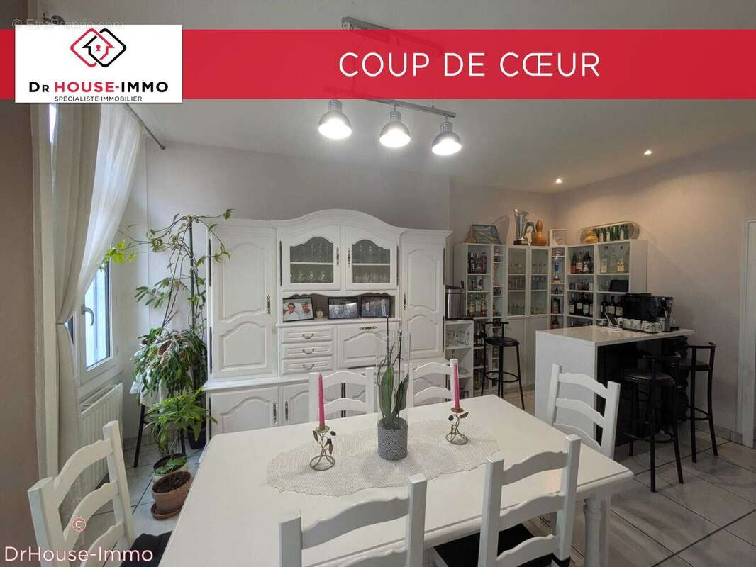 Appartement à SAINT-ETIENNE