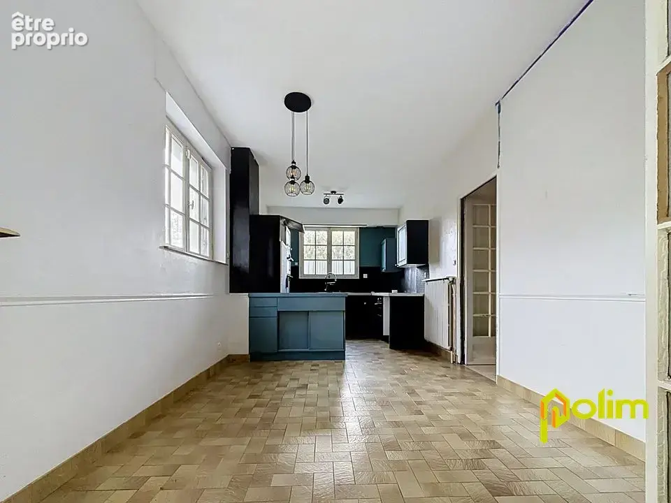 belle villa de 204 m2 à rénover totalement sur 1461 m2 - photo 3