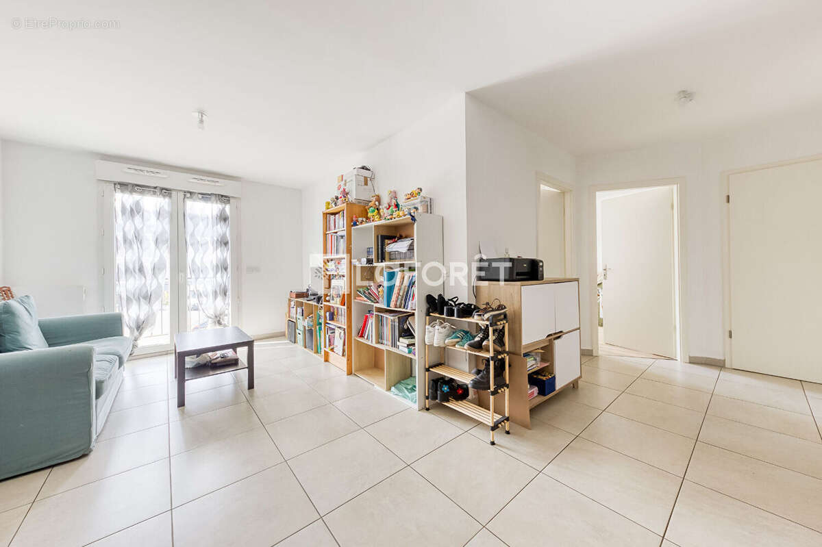 Appartement à PONTAULT-COMBAULT