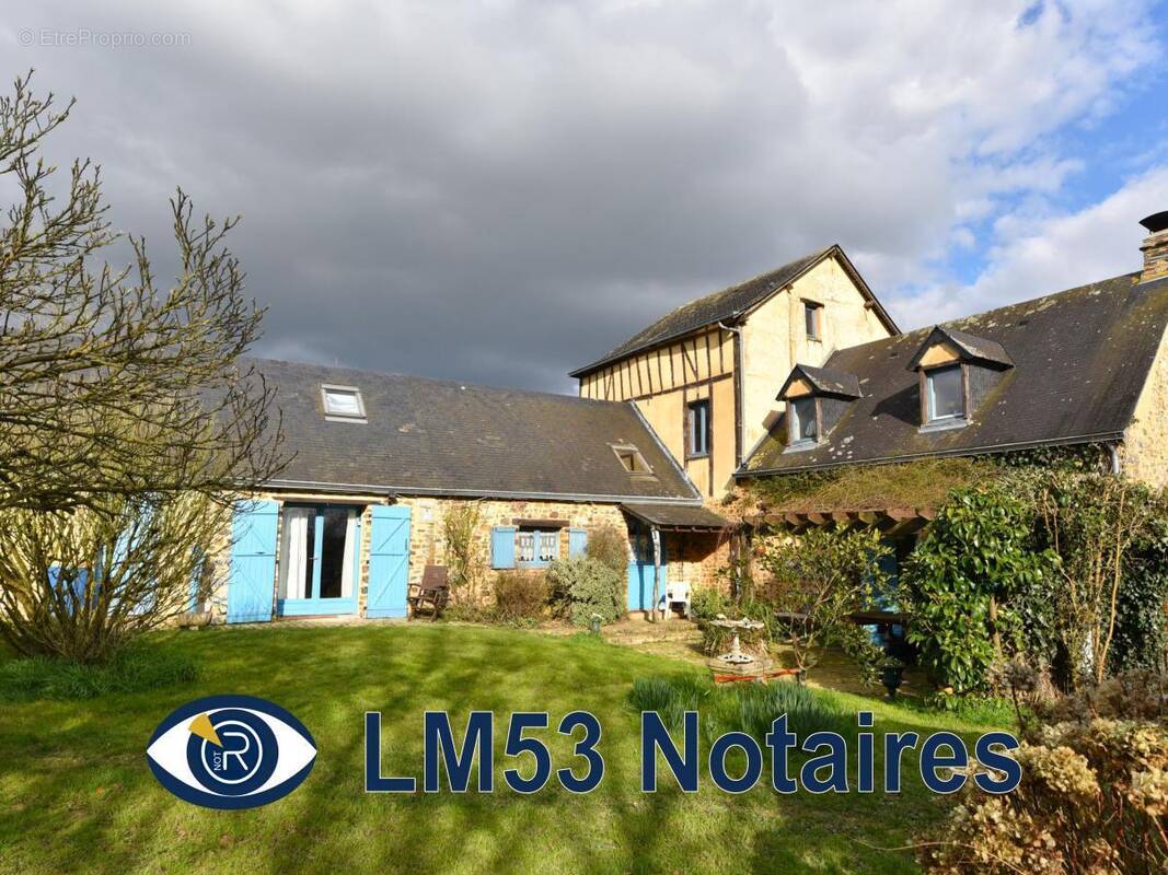 Maison à LE GENEST-SAINT-ISLE