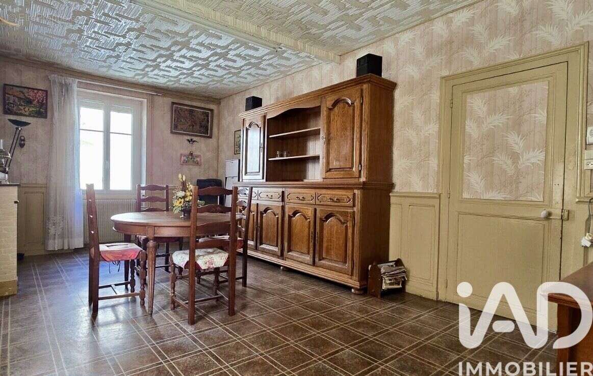 Photo 4 - Maison à SAINT-AMAND-MONTROND