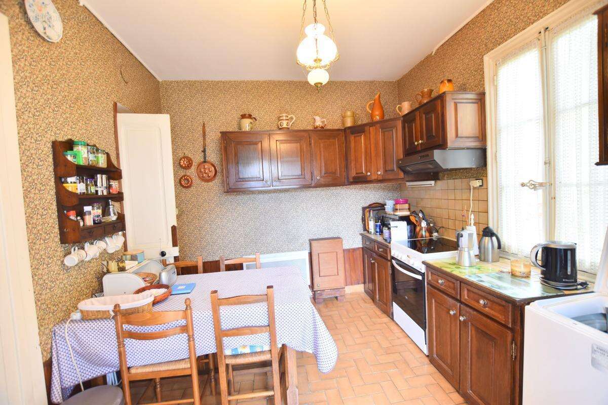 Maison à FRANCHEVILLE