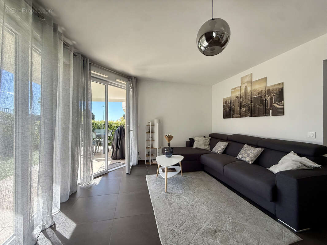 Appartement à ROQUEBRUNE-CAP-MARTIN