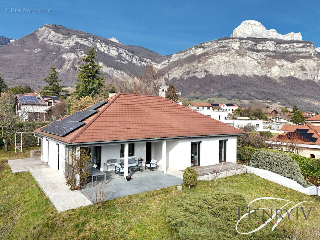 Maison à BERNIN