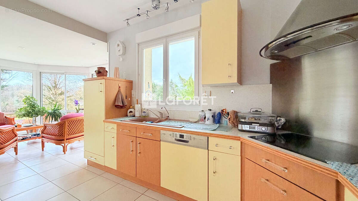 Maison à SAINTE-MENEHOULD