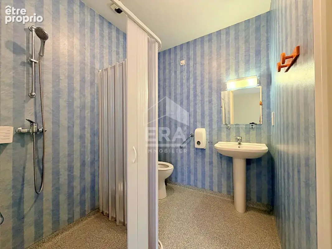 Immeuble 550m² à roullet-saint-estèphe - photo 15
