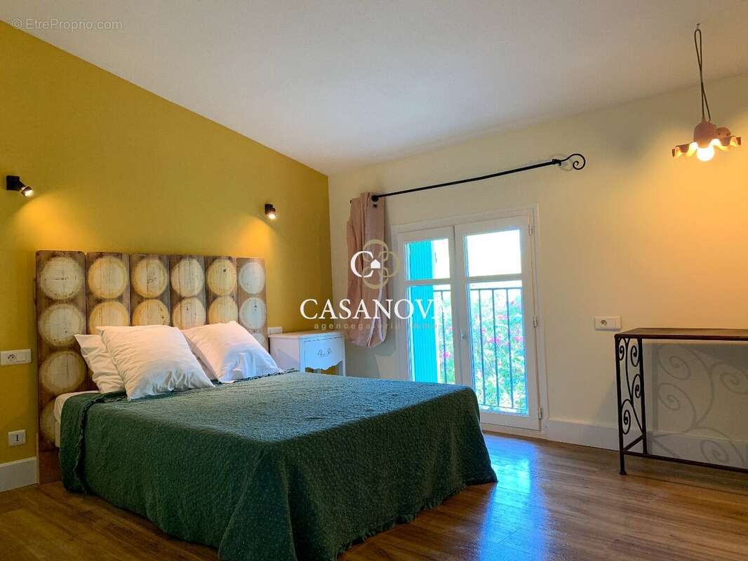 Hôtel à vendre avec 12 suites, un appartement, une piscine et potentiel restauration ou gîtes près de Pézenas - photo 10