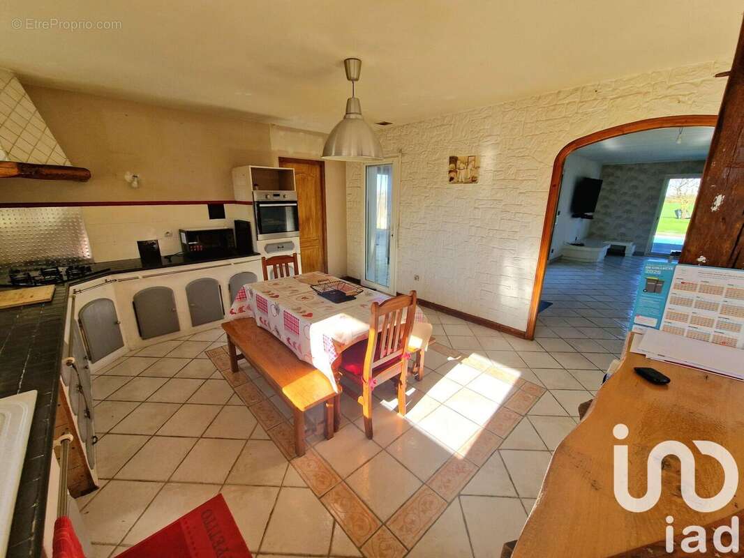 Photo 3 - Maison à FORGES