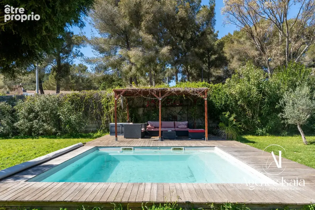 Maison à BORMES-LES-MIMOSAS