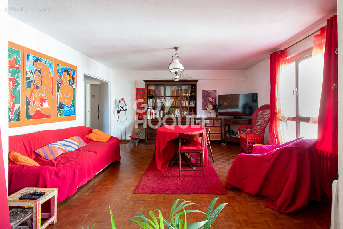 Quartier Antigone - T5 106 m² + PARKING + CAVE - photo 2