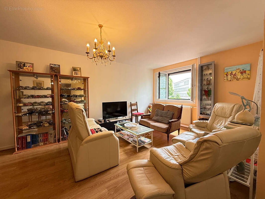 Appartement à LONS-LE-SAUNIER
