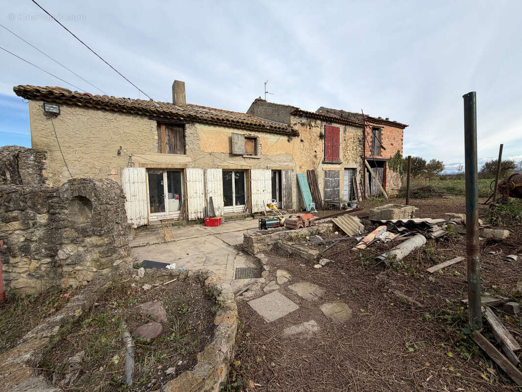 Maison à CADEROUSSE