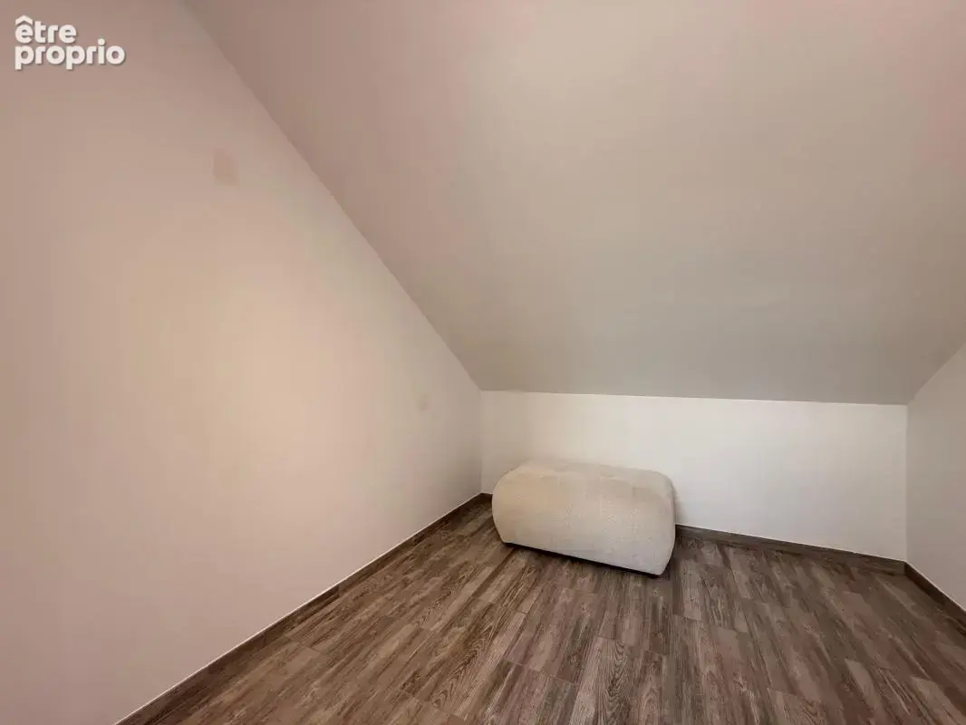 Saint Symphorien sur Saône, Maison de 120,87 m² , 4 chambres, double garage, terrain 696m² - photo 18