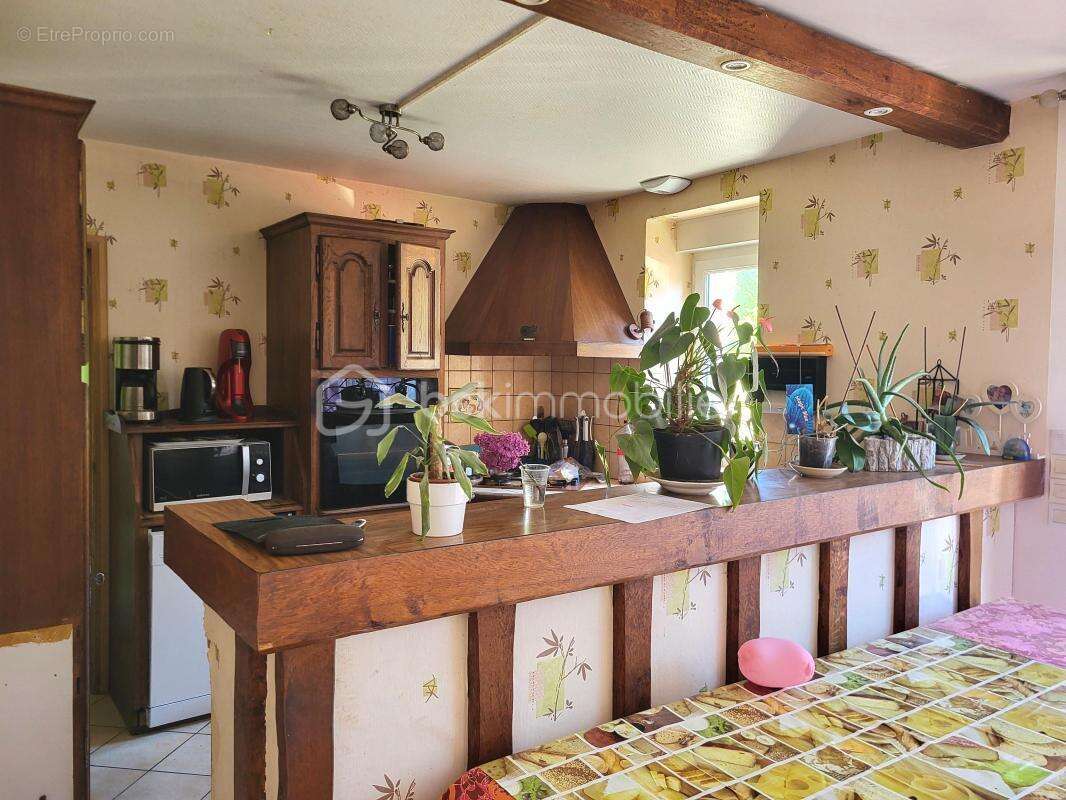 Maison à SAINT-BRICE-DE-LANDELLES