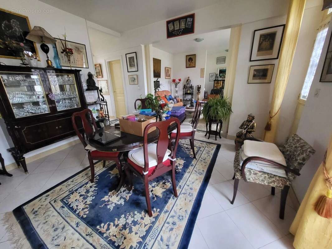 Maison à PARNAC