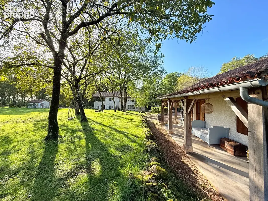 Un grand balcon royale dans la verdure, une maison de caractère et un gîte indépendant - photo 22
