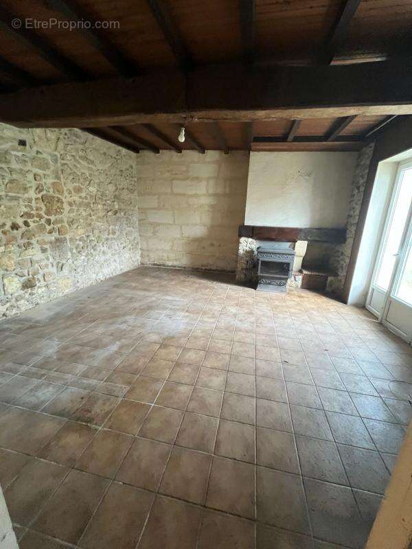 Maison à IZON