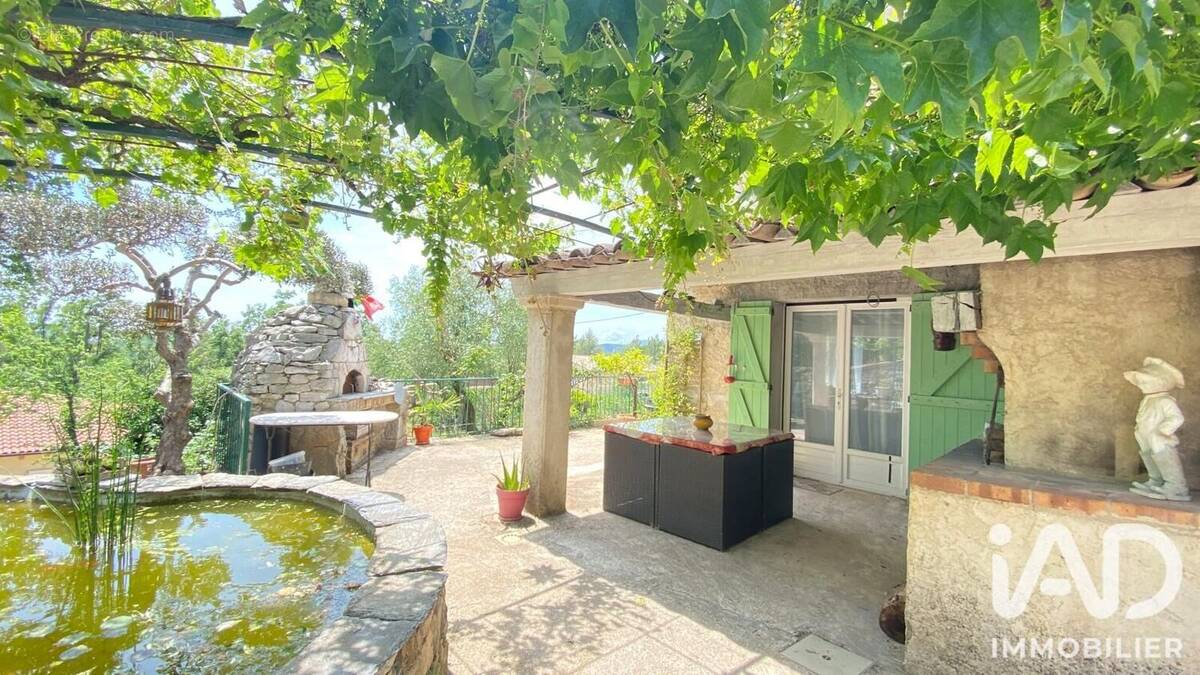 Photo 1 - Maison à SAINT-CEZAIRE-SUR-SIAGNE
