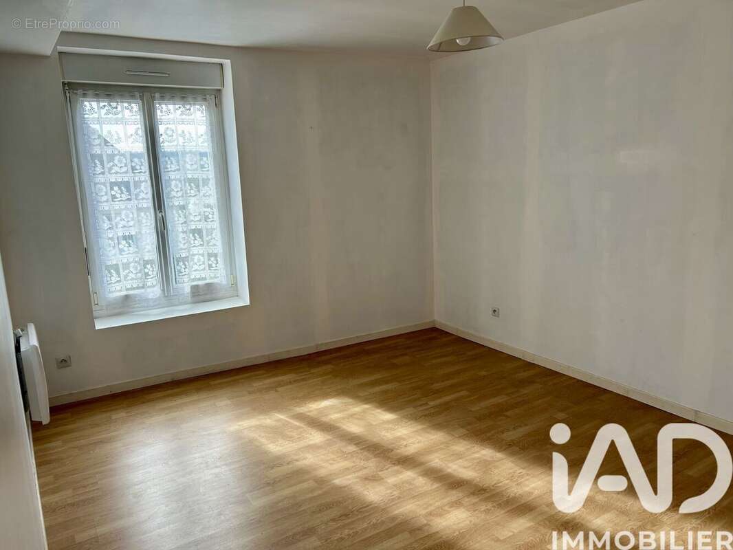 Maison 125 m² à Le Ribay  - photo 4