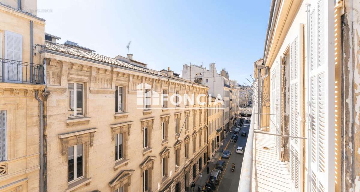 Appartement à MARSEILLE-6E