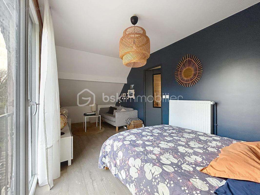 Maison à CORBEIL-ESSONNES