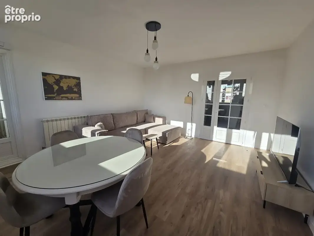 Appartement T3, 67 M2, Ascenseur, Vue étang - photo 3