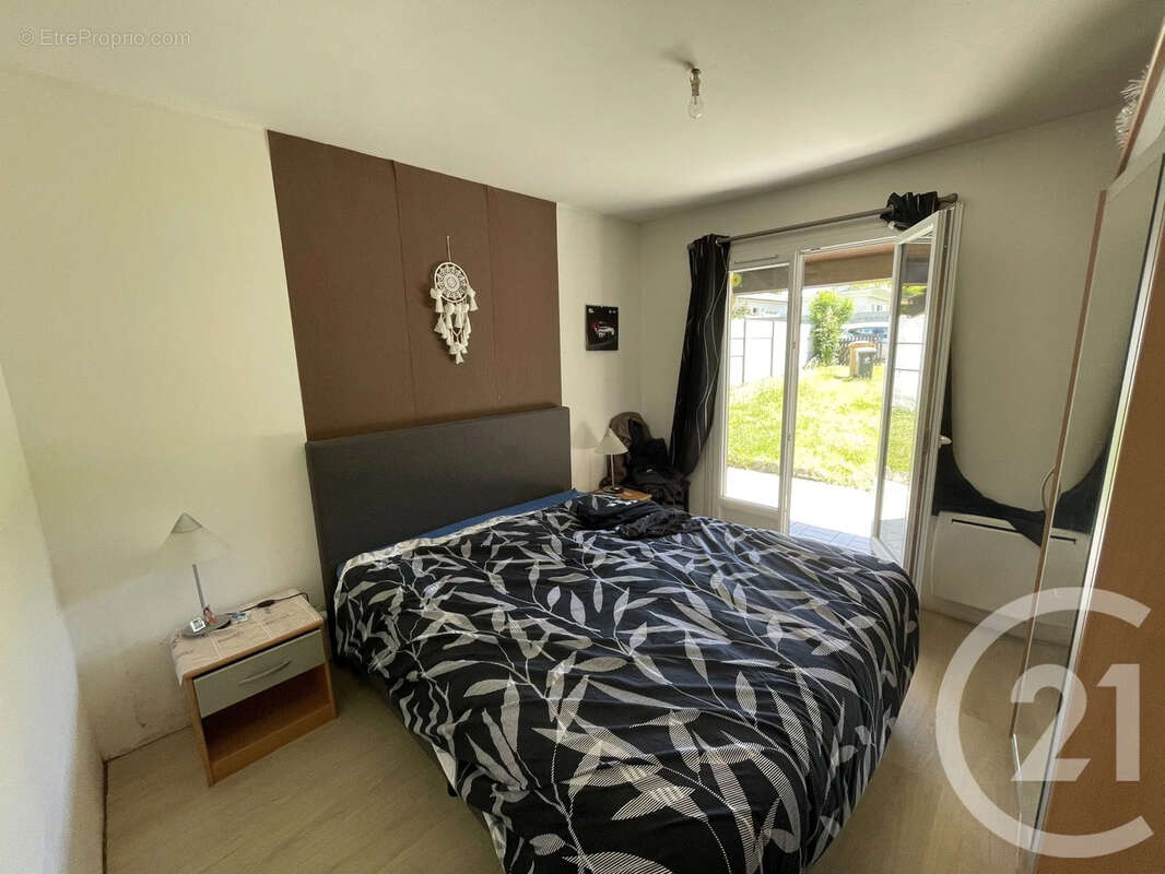 Maison 78 m² à Bayas  - photo 2