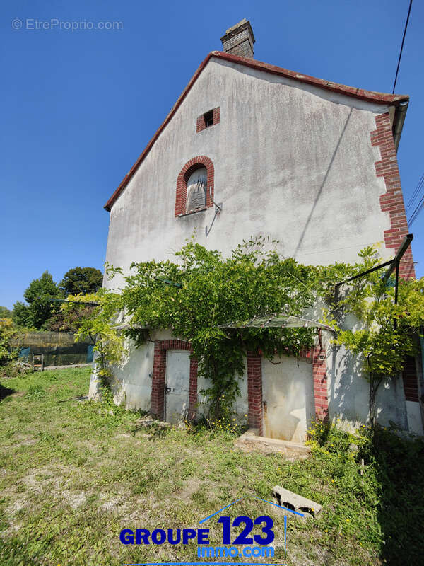Maison à ESNON