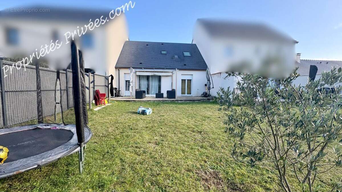 Maison à VINEUIL