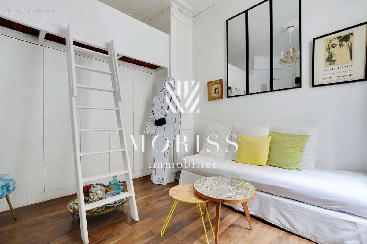 Appartement à PARIS-18E