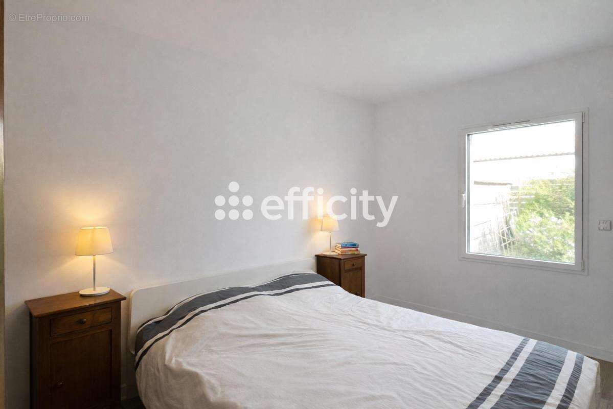 Maison 101 m² à Meursac  - photo 11