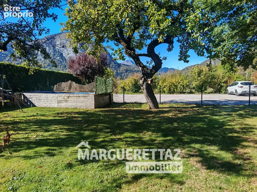 Maison mitoyenne 7 pièces avec jardin – TANINGES - photo 12