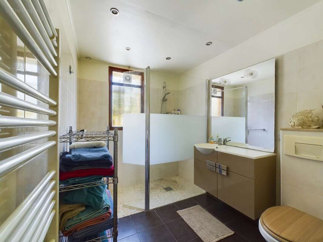 Maison à COULOUNIEIX-CHAMIERS