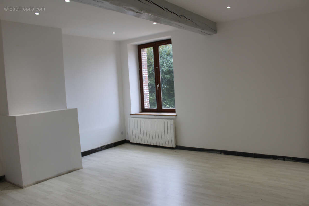 Maison à MORVILLIERS