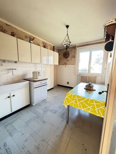 Appartement à SAINT-ETIENNE