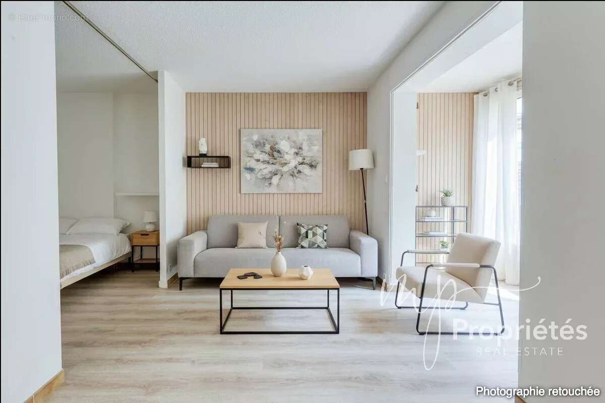 Appartement à SIX-FOURS-LES-PLAGES