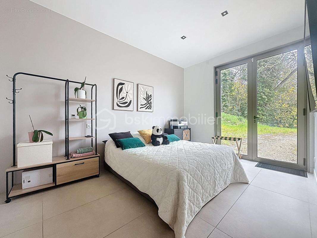 Maison à CARRIERES-SUR-SEINE