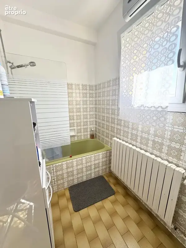 Maison Familiale avec nombreuses dépendances - photo 8