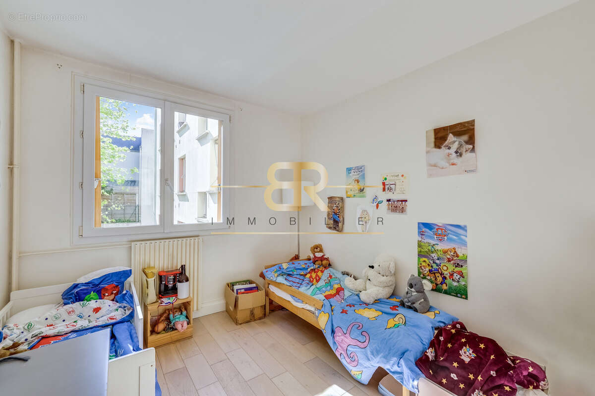 Appartement à FONTENAY-SOUS-BOIS