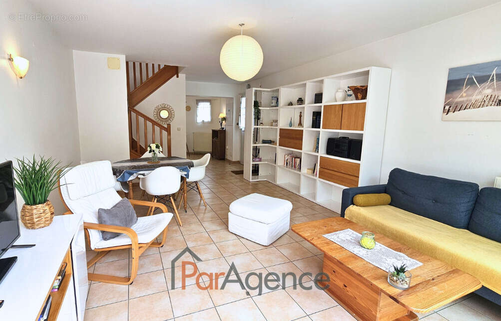 Maison à VAUX-SUR-MER