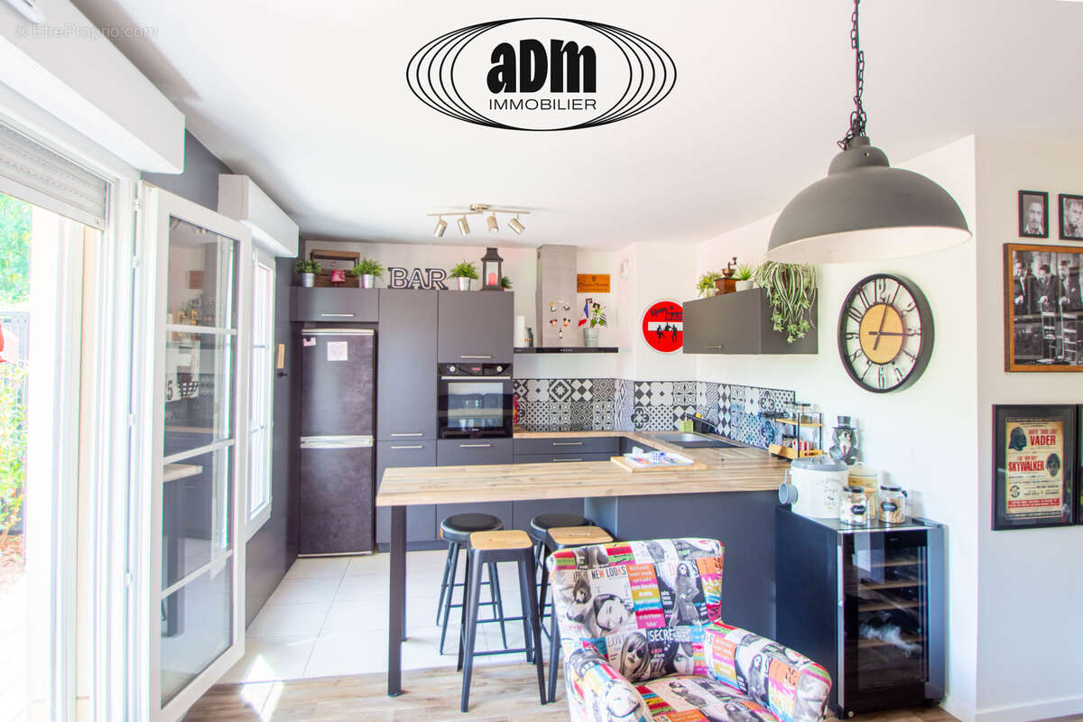 Appartement à VILLENEUVE-SAINT-DENIS