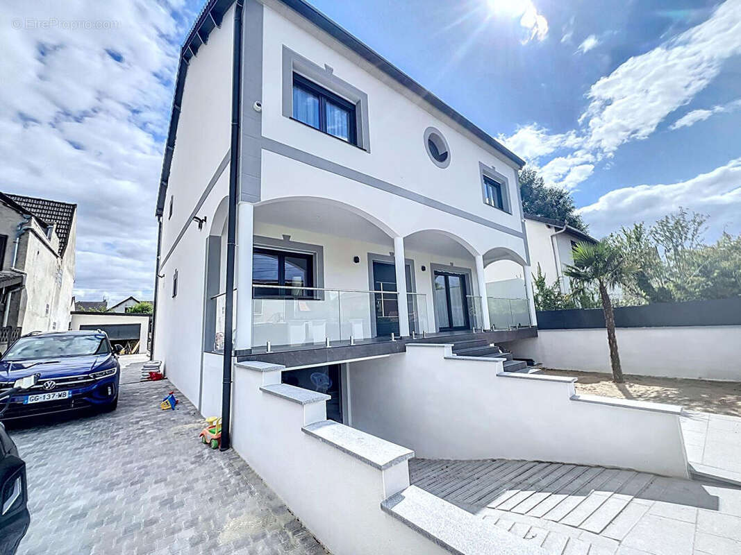 Maison à VILLEPARISIS