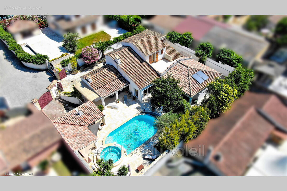 Maison à SANARY-SUR-MER