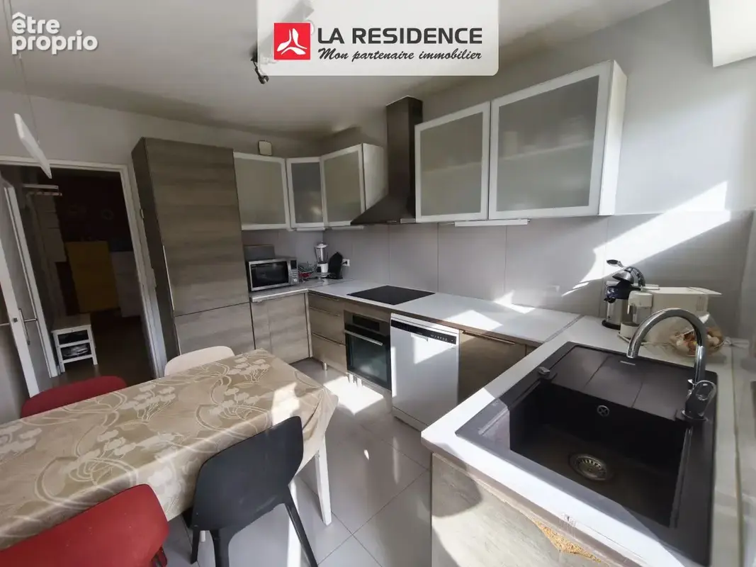 Appartement 4 pièces 80 m² à vendre à Franconville (95130) - photo 4