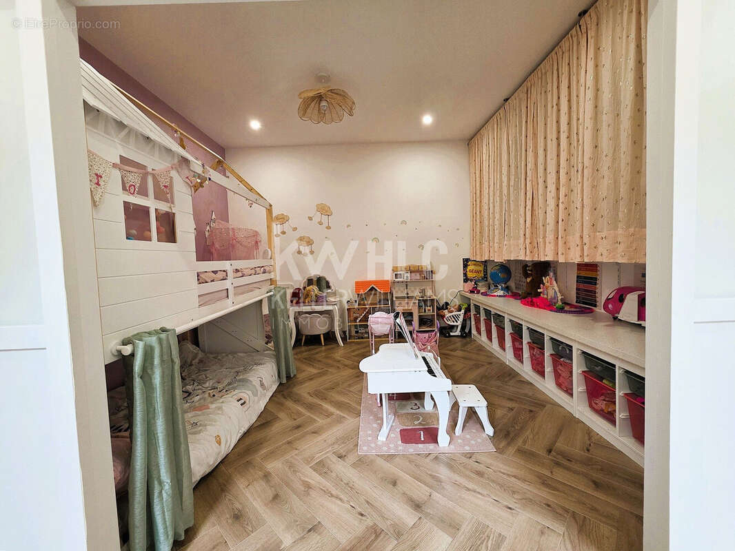 Appartement 70 m² à Grasse  - photo 8