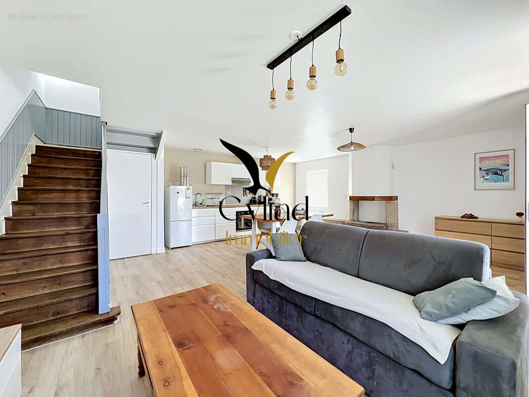 Maison 71 m² à Saint-Meloir-Des-Ondes  - photo 7