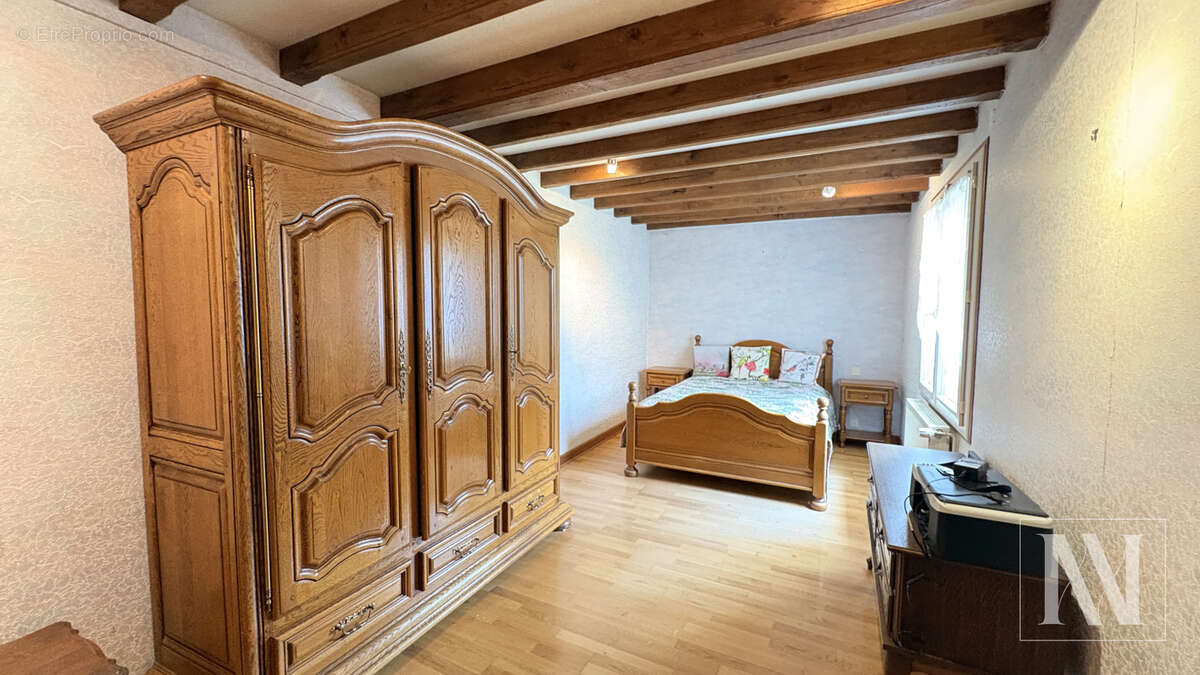 Maison à VILLEMOYENNE